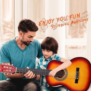 Класична дрвена гитара