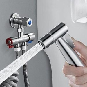 Рачен туш за тоалетна школка