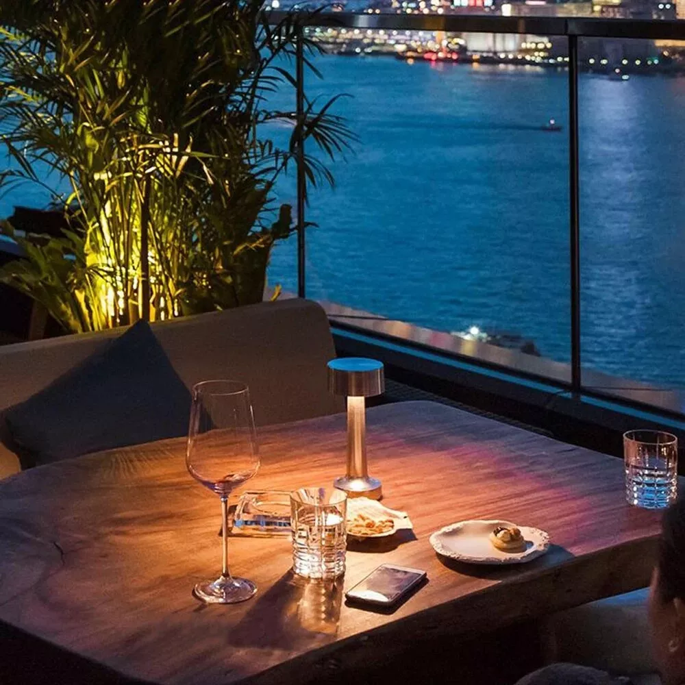 LED амбиентална ламба со сензор на допир - Image 11