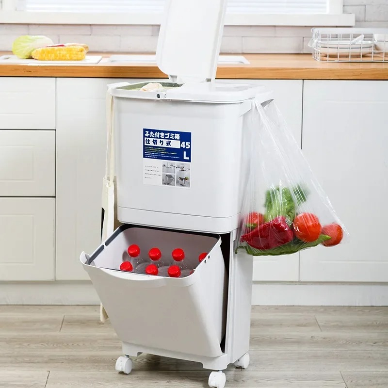 Корпа за отпадоци со повеќе прегради